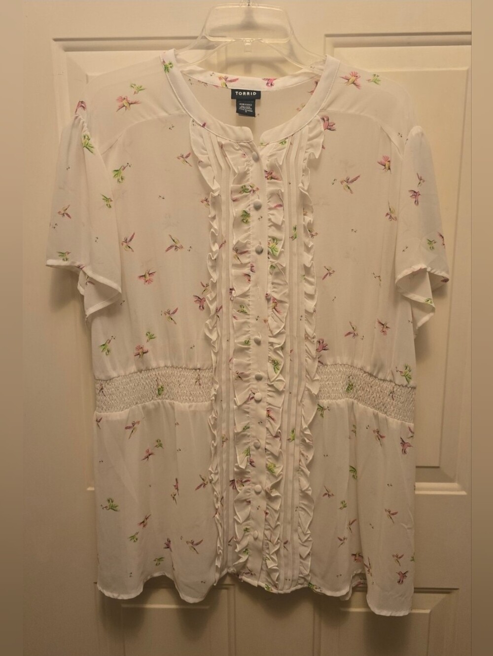 Torrid White Blouse with Pink & Green Bird Print Size 3 =22/24
